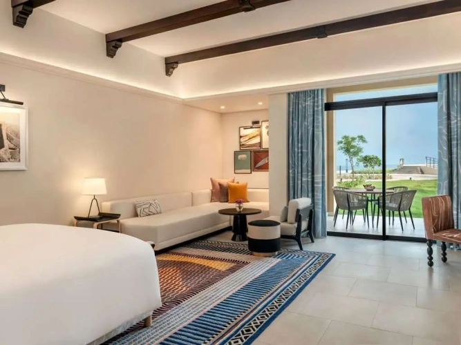 1 Bedroom Magnifique Double Suite beachfront
