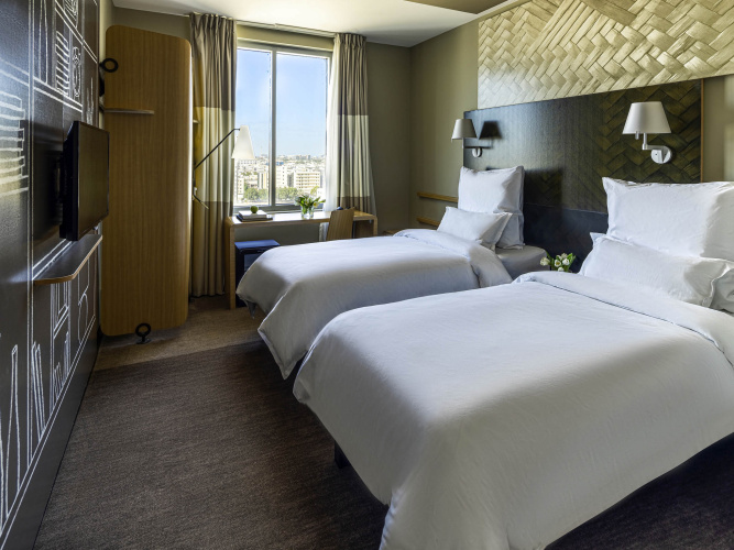High Floor Twin room with view