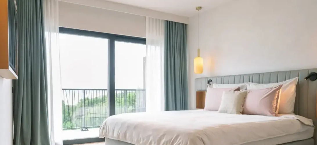 Triple Suite with lake view