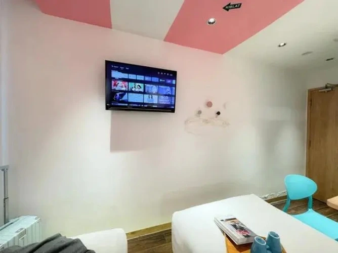Modern Twin room