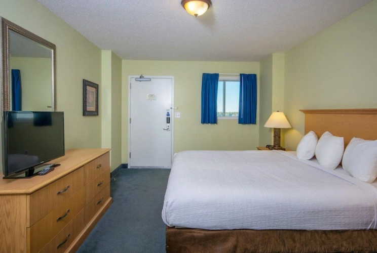 1 Bedroom Deluxe Double Condo oceanfront