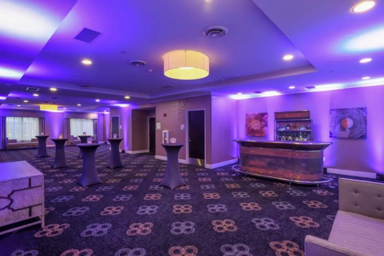 Holiday Inn Hotel & Suites Cincinnati Downtown photo 36