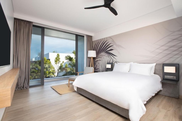 1 Bedroom Double Suite with garden view