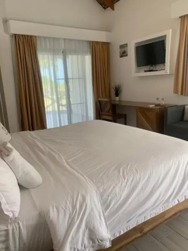El Quemaito Hotel
