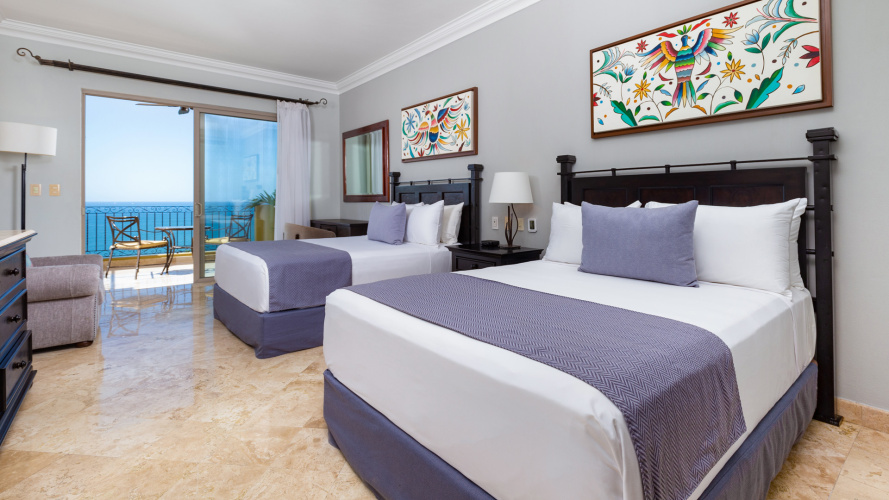 Deluxe Superior Twin Suite with ocean view