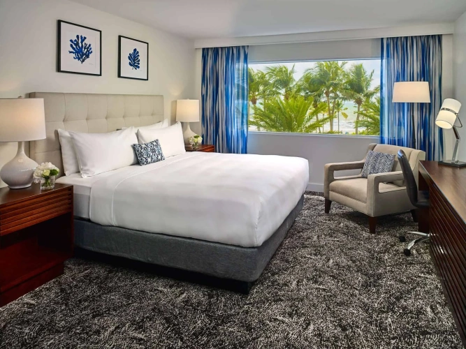 Deluxe Ocean Curve Double room