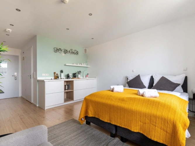 S Double Suite