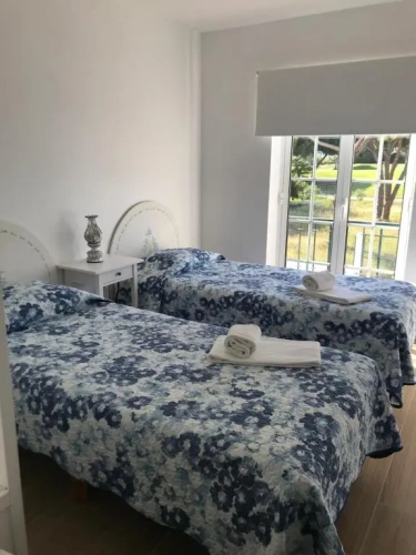 3 Bedrooms Apartment