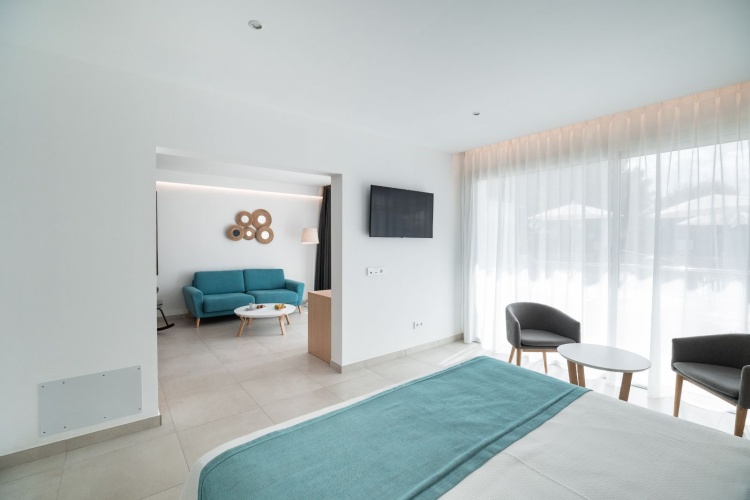 Twin Suite