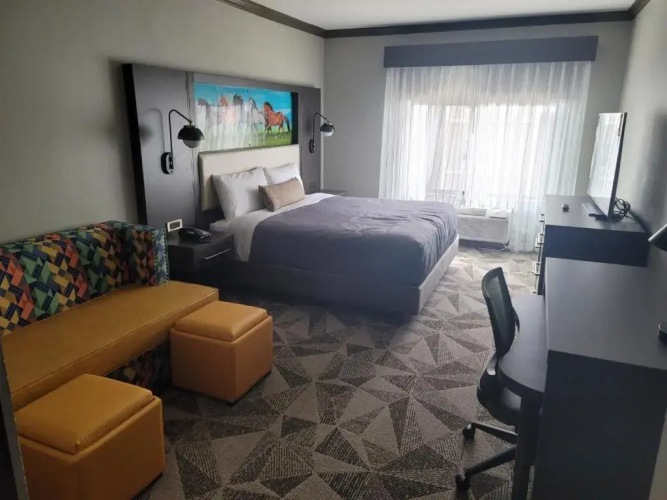Big Country Hotel & Suites, SureStay Collection by BW