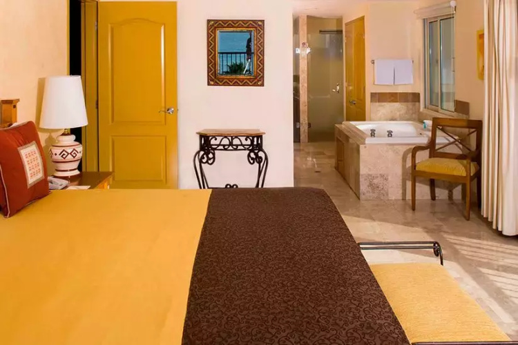 1 Bedroom Suite