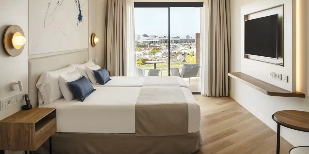 Superior Double room with pool view