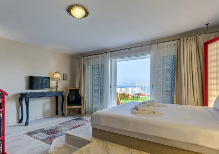 Superior with Jacuzzi Double Suite