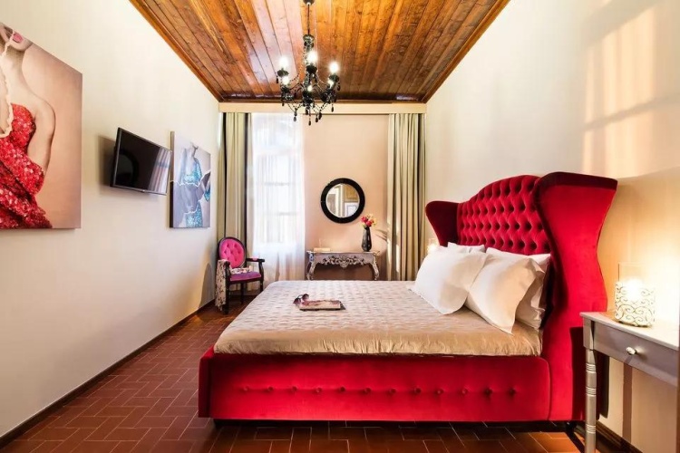 Double A-Suite