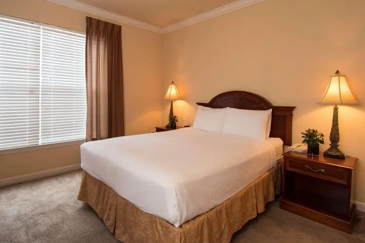 2 Bedrooms Select Suite