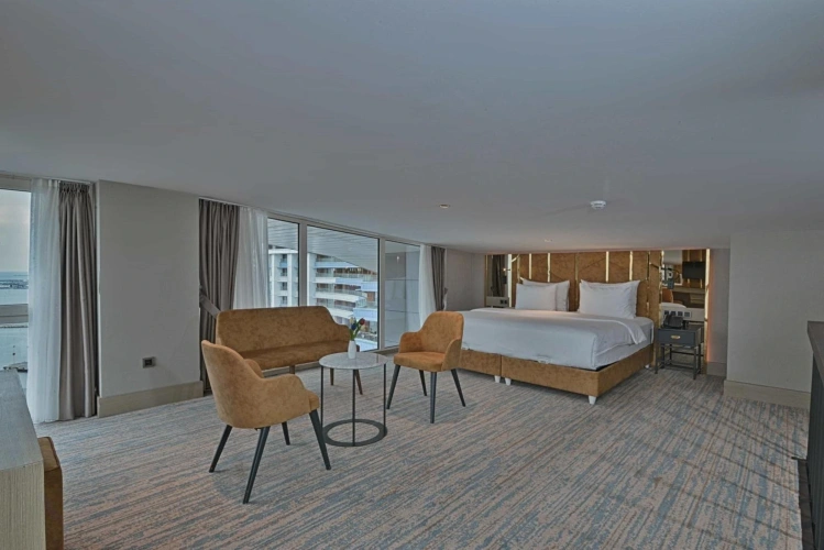 Duplex Quadruple Suite