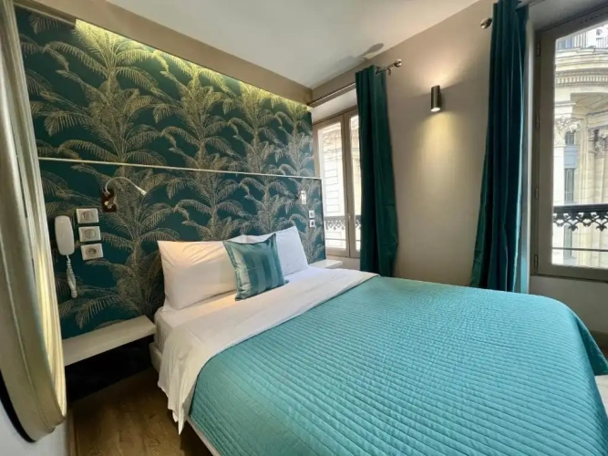 Deluxe Double room with view