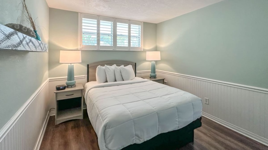 Poolside Double Suite