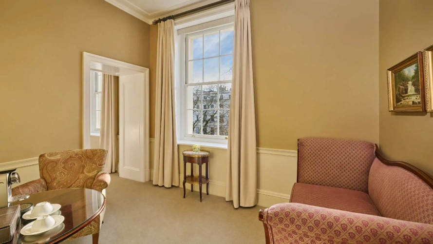 Double Roseate Junior Suite