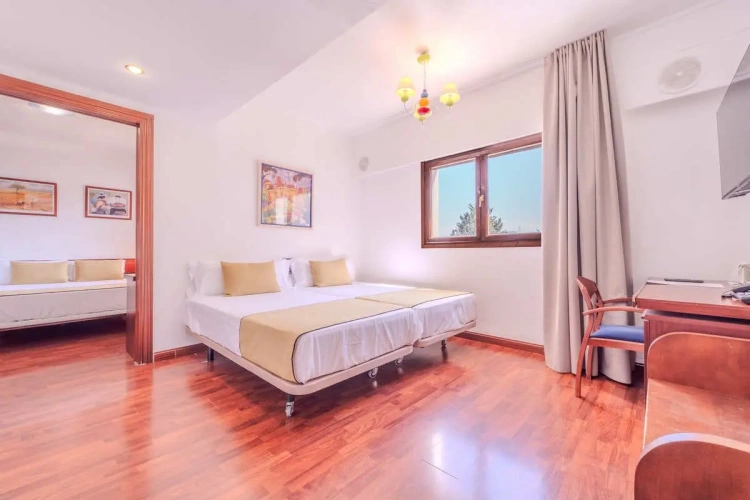 Quadruple room