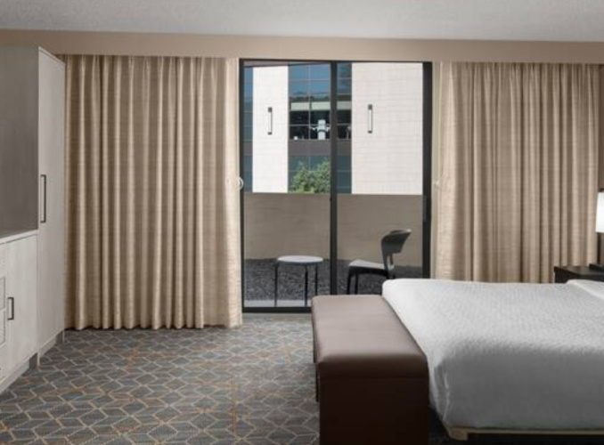 1 Bedroom Accessible Double Suite