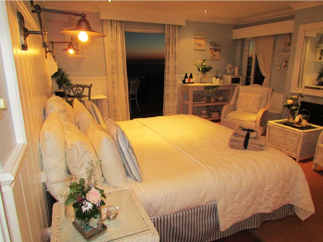 Upper deck Double room