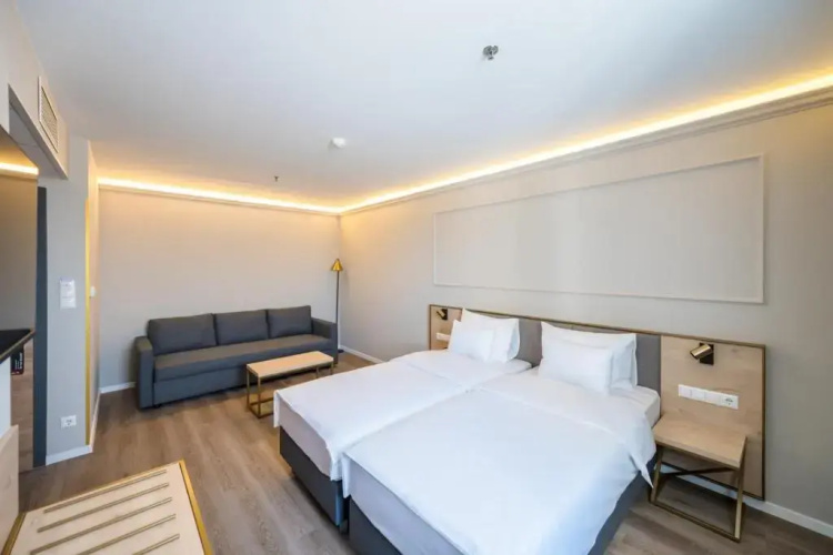Expo Tower Hotel by Mellow Mood Hotels