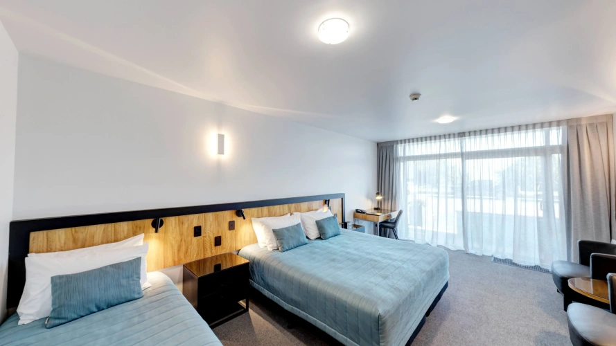 Premium Twin room with ocean view