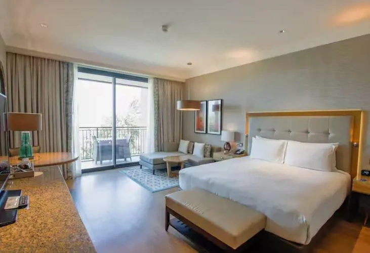 Superior Double room with partial sea view
