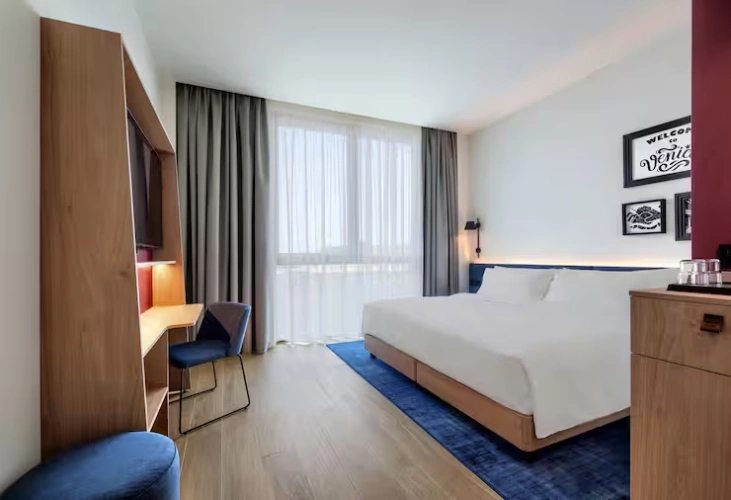 Super room