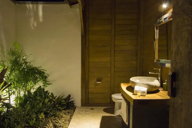 Benthos Bali Dive Resort