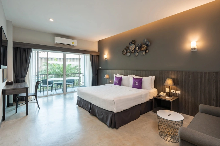Deluxe Twin room Pool Side