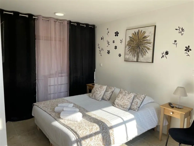 Double Garden Apartment