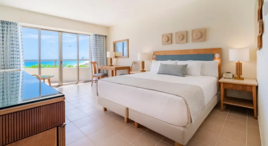 Quadruple Suite oceanfront