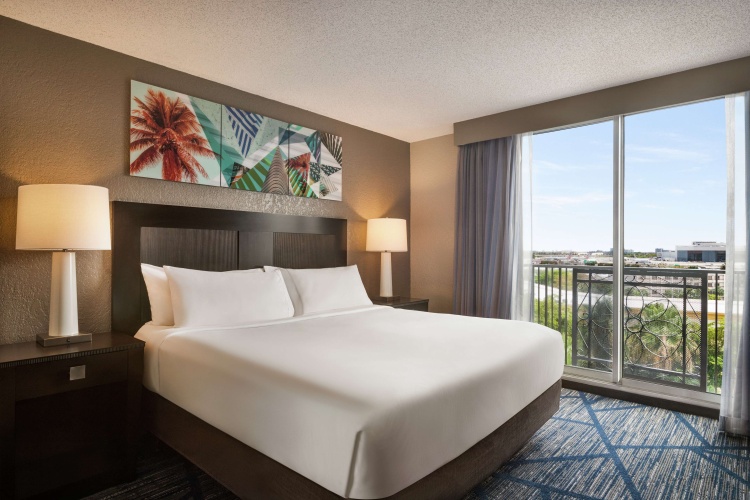 Embassy Suites by Hilton Miami International Airport photo 8
