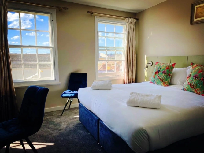 Signature Double room with city view