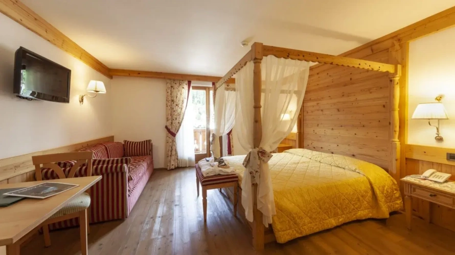 Superior room