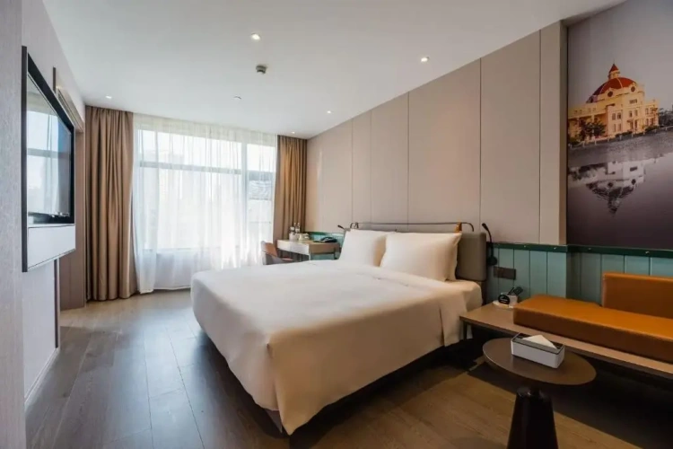 Suite with river view