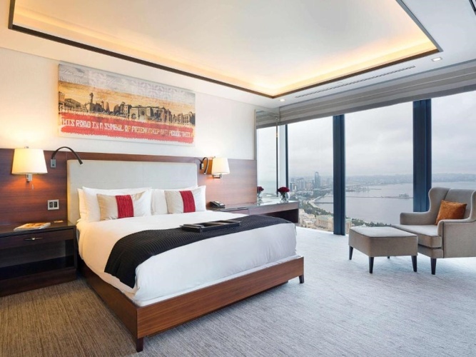 1 Bedroom Fairmont Gold Double Suite with sea view