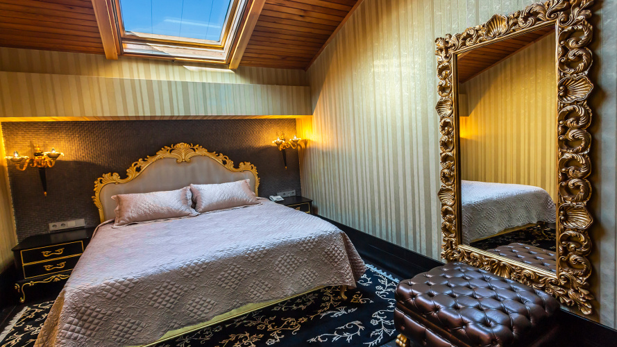 Double Suite