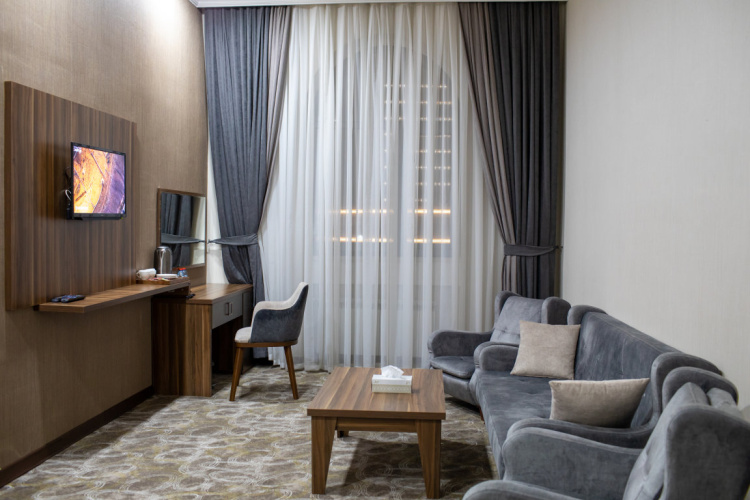Double Suite