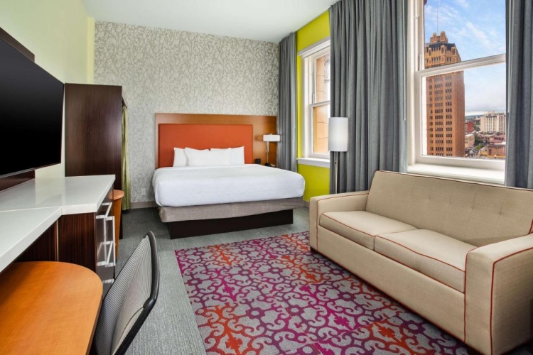 Guest rooms