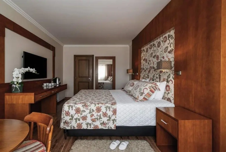 Master Double Suite