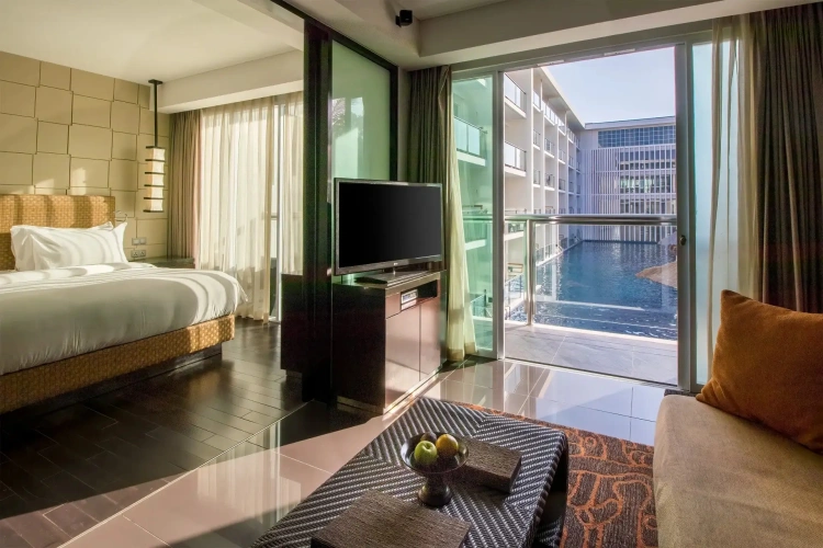 Deluxe Double Suite with pool view
