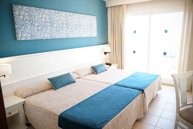 Twin room