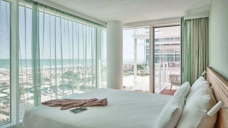 Bateo Deluxe Suite with sea view