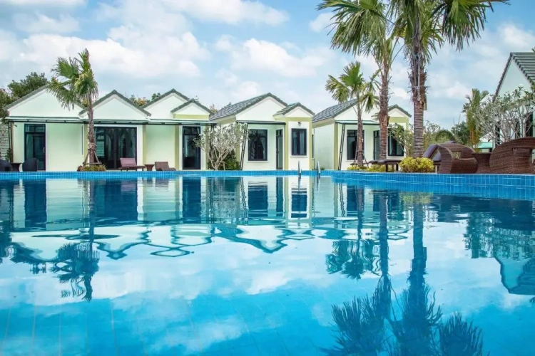 2 Bedrooms Villa with pool view