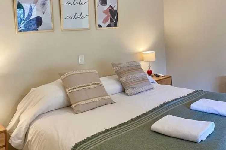 2 Bedrooms Cabin