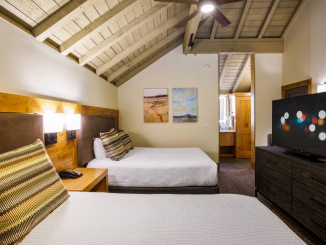 Lodge Village Twin Suite