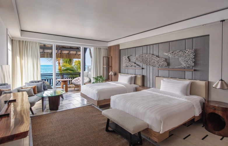 Coral Twin Suite beachfront